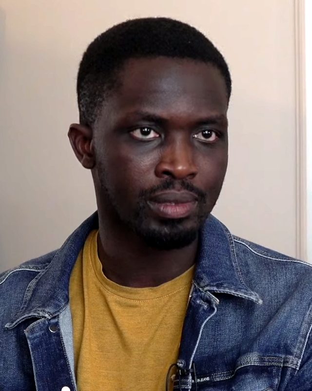 Littérature africaine - Mohamed Mbougar Sarr - Photo de la librairie Mollat tiré de la vidéo Youtube Mohamed Mbougar Sarr - La plus secrète mémoire des hommes